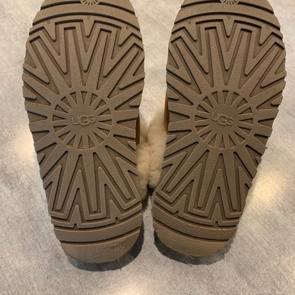 UGG Disquette Platform Slippers in Chestnut - Picture 2 of 3